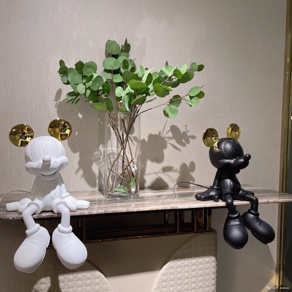 FIGURE MOUSE SITTING MICKEY 0819